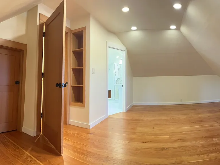 Large attic suite
