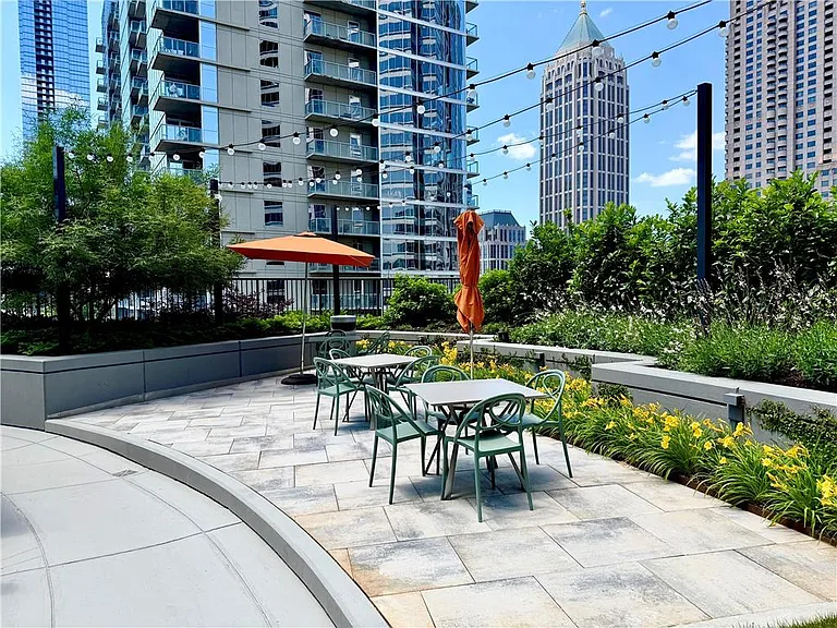 1080 Peachtree St NE #2110 — Photo 53