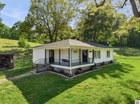 1005 Vaughn Rd, Smithland, KY 42081