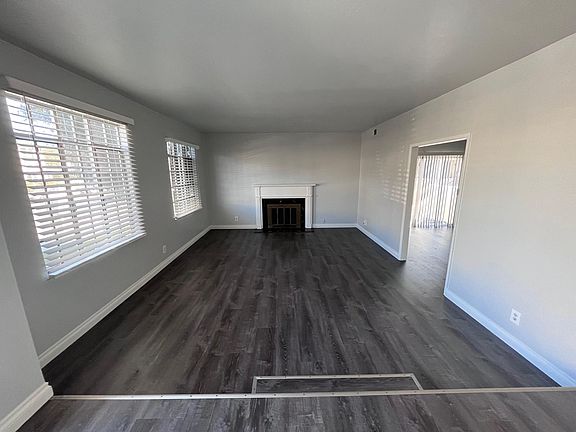 2nd image of 1513 Brookvale Dr APT 1