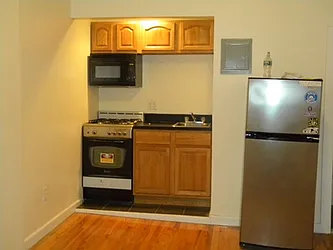 Rented by Urban Realty NYC