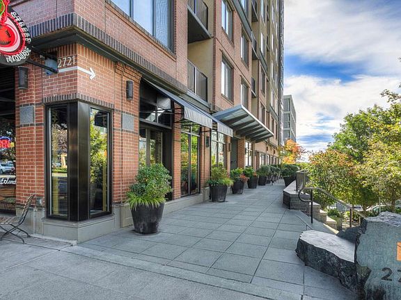 2nd image of 2721 1st Ave #711