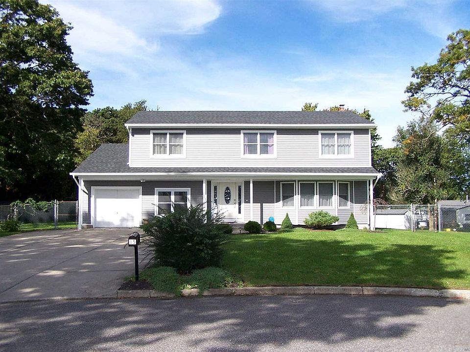 1st image of 15 Denise Ct