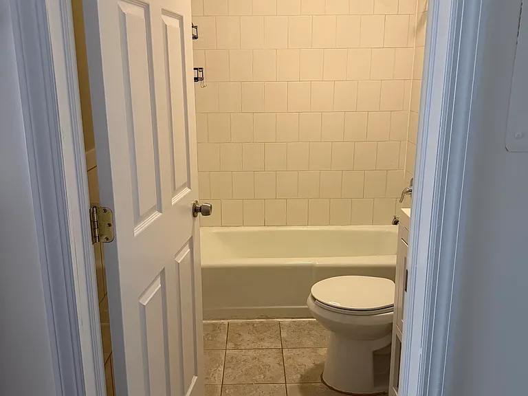 197 Main St #1A — Photo 17