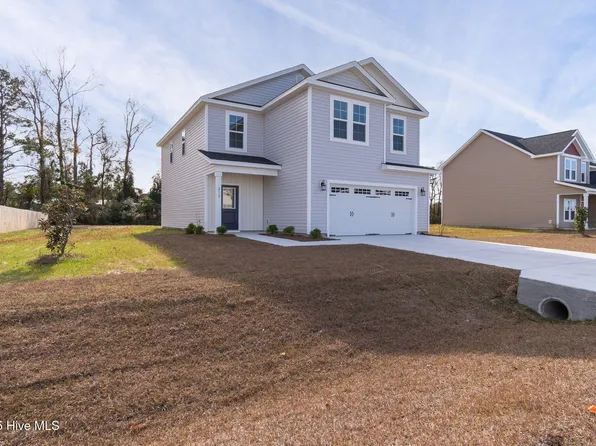 212 Shadow Grass Court, Stella, NC 28582