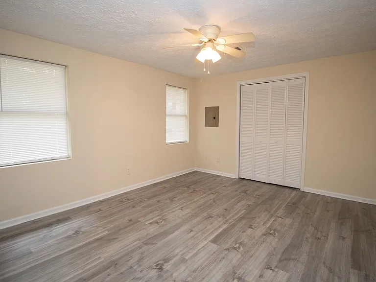 1213C Suber St — Photo 8