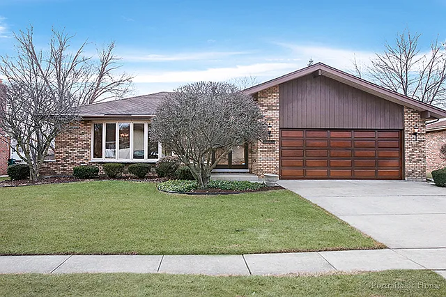 821 Andermann Ln photo 1