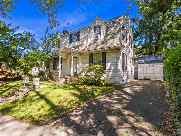 180-19 Grand Central Parkway image 22 of 24