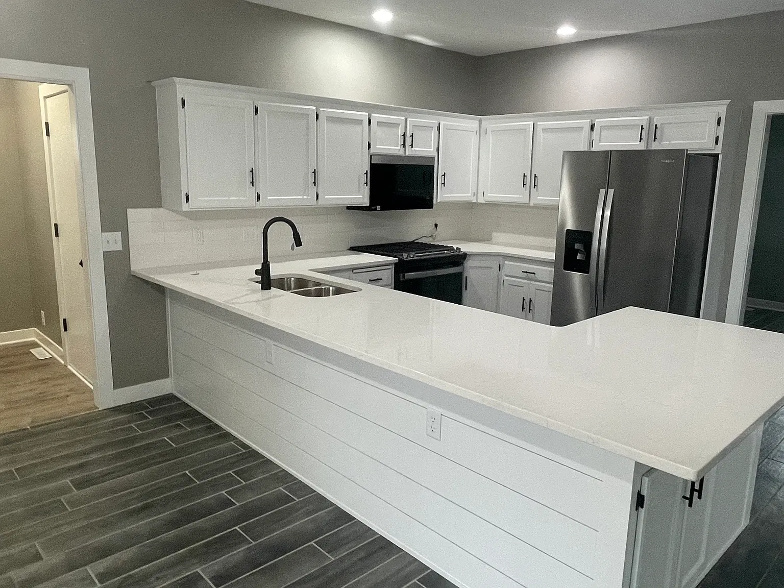 5 bed, 3.5 bath, 3395 sqft, $3,350 — Photo 3
