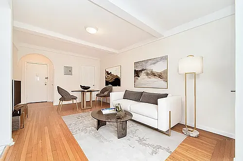 850 Amsterdam Ave #6-D Photo 1