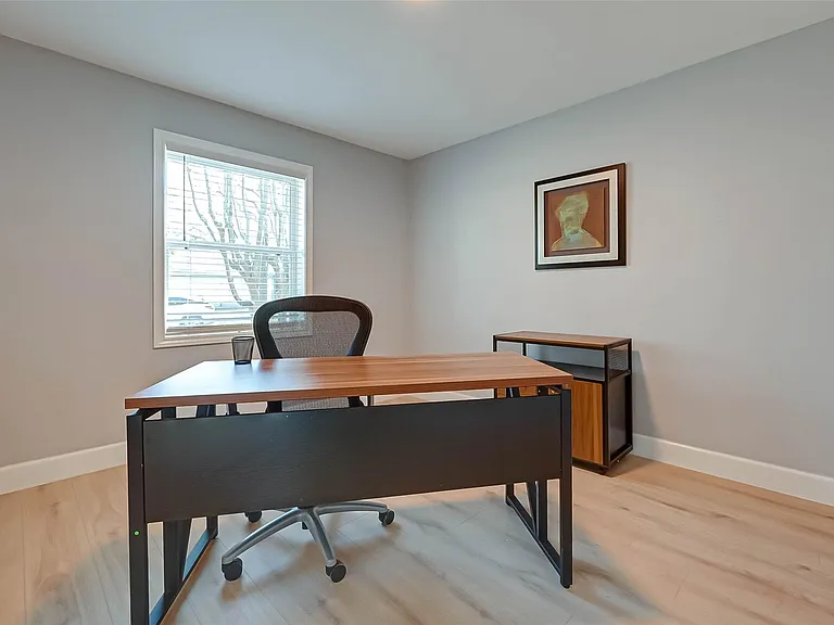 5522 Caversham Dr — Photo 12