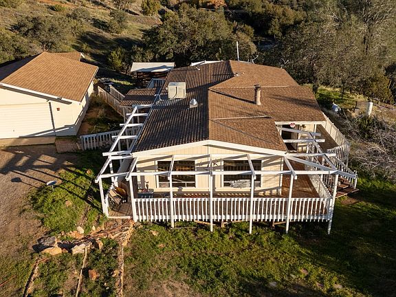 3rd image of 967 Bodfish Canyon Rd