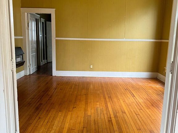 5th image of 714 S Parkerson Ave