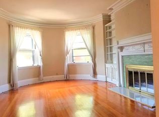 119 Park St APT 7, Brookline, MA 02446