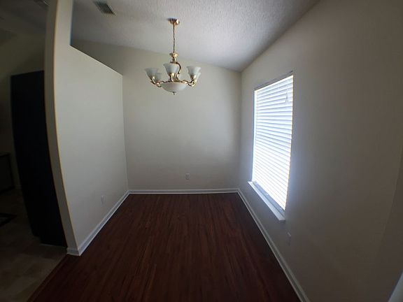 5th image of 431 Moby Dick Dr S