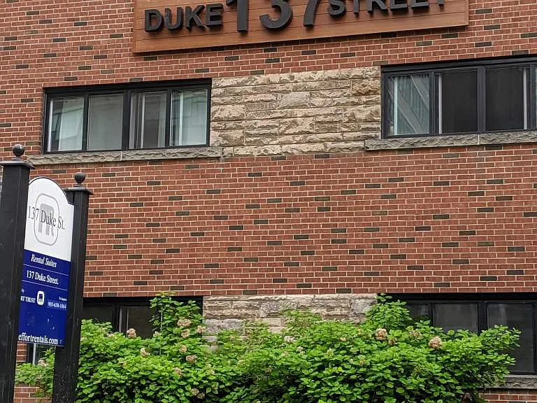 137 Duke St — Photo 3