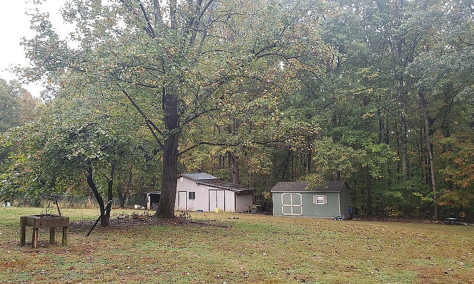 2nd image of 3420 Meander Run Rd