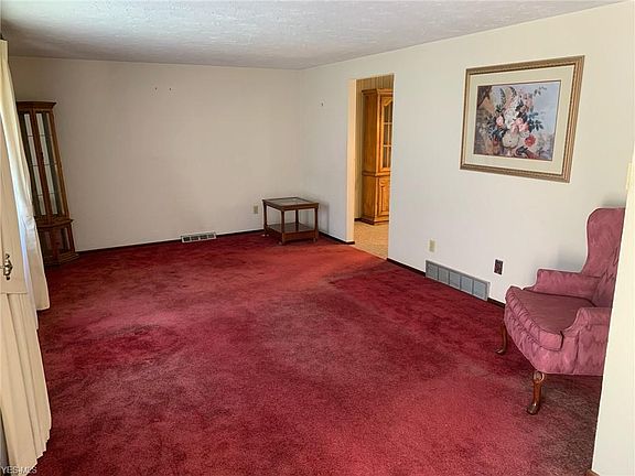 4th image of 5424 Frances Dr