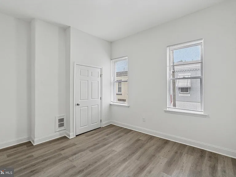 1761 N Newkirk St — Photo 9