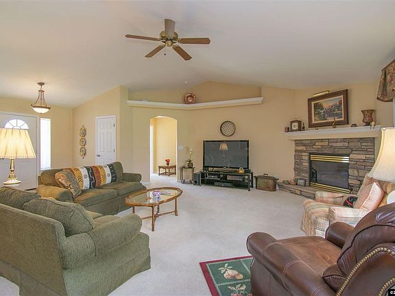 4th image of 2872 San Gabriel Dr