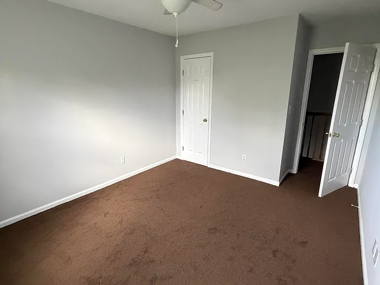 3803 Sterling Pointe Dr — Photo 13