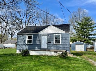 414 Emma St, Niles, OH 44446