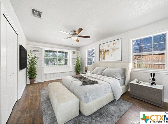 4th image of 1026 Madeline St