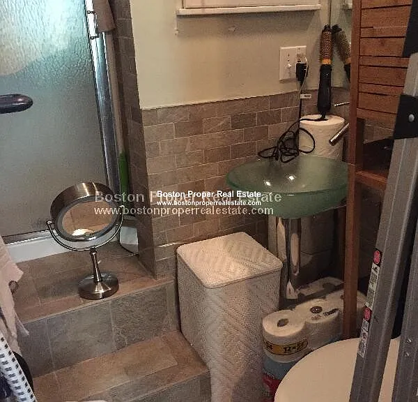 323 Beacon St #2 — Photo 3