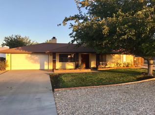 14475 Pioneer Rd, Apple Valley, CA 92307