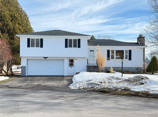 810 Hillview Dr, Herkimer, NY 13350