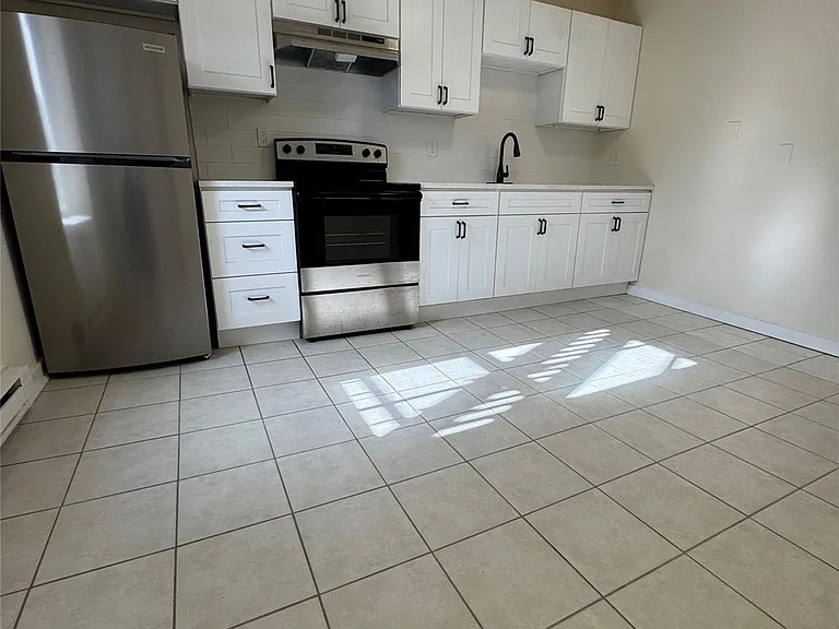 155 Main St #3 — Photo 3