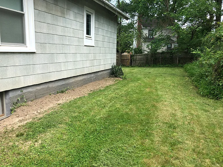 Right side of home to backyard