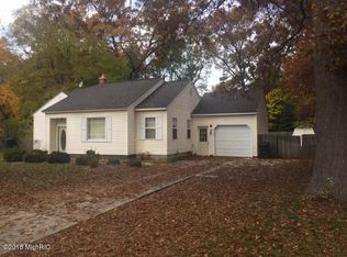 1432 Albert Ave, Muskegon, MI 49442