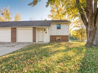 5609 E Pinehurst Ln, Columbia, MO 65202