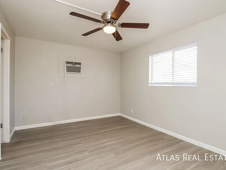 7015 E Wilshire Dr #4 — Photo 11