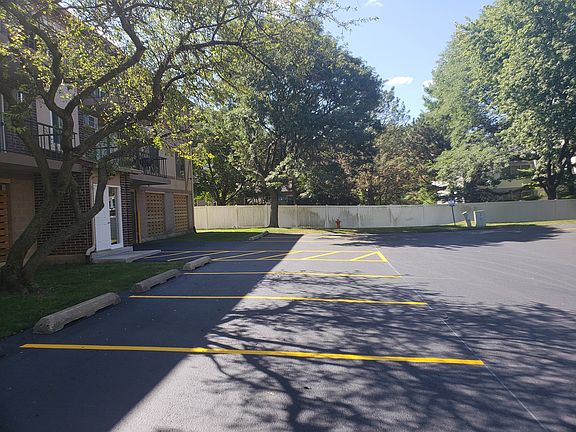 2nd image of 1675 Kiowa Cir #103