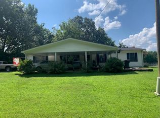 5670 Van Dyke Rd, Paris, TN 38242