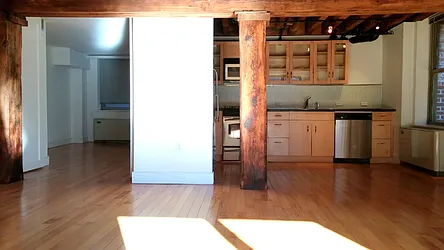 Rented by Historic Front Street Leasing