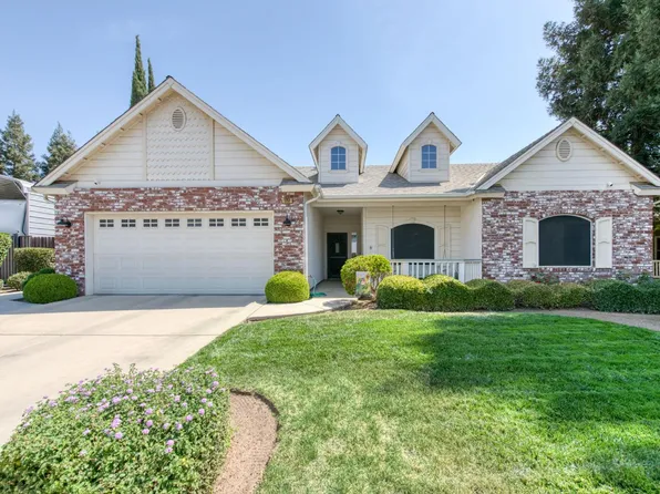 1751 N Orangewood Ave, Clovis, CA 93619