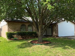 1902 Coronado St, Arlington, TX 76014