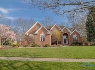 7051 Deer Hollow Ln, Maumee, OH 43537