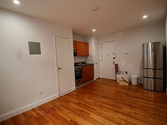 2nd image of 57 Herkimer St APT 110