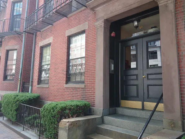 17 Bowdoin St APT 1B, Boston, MA 02114