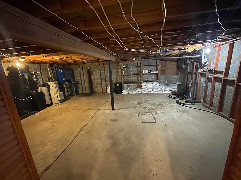 438 Walnut Run Rd — Photo 29