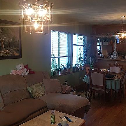 4th image of 5805 W Cornelia Ave