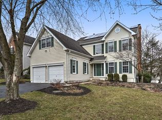 1 Gordon Pl, Basking Ridge, NJ 07920