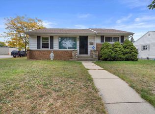 6803 W Verona Ct, Milwaukee, WI 53219
