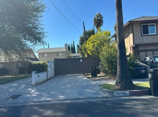 20054 Arminta St, Winnetka, CA 91306