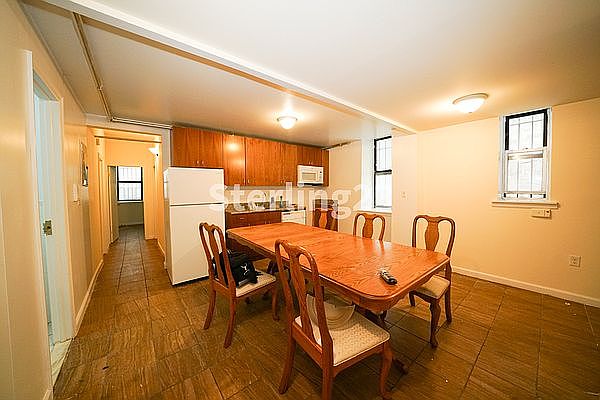 1st image of 209 Underhill Ave APT 1B