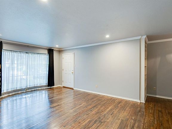 5th image of 3003 Mahanna Springs Dr #B